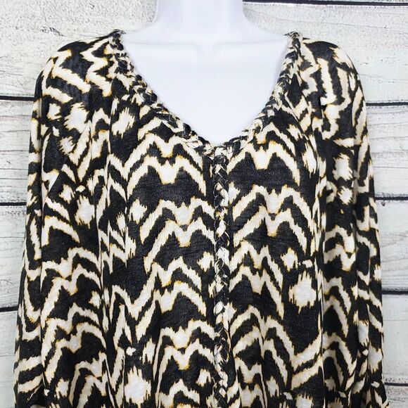 Cato Black Gold Chevron Print Tunic Top 26/28W (NWT) - Picture 2 of 8